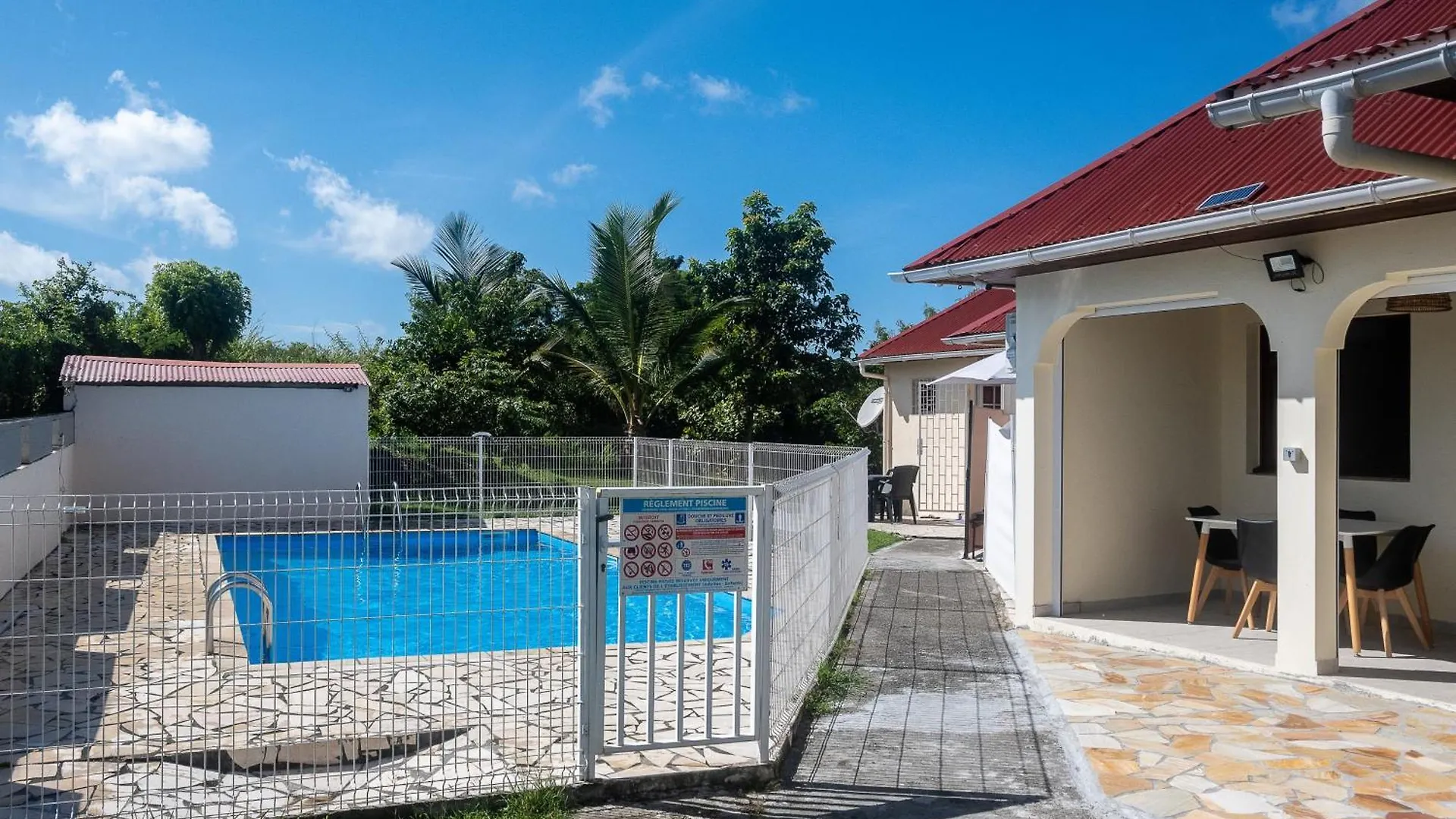 Maliann, T2+ A 5 Min De La Plage Sainte-Anne Apartment
